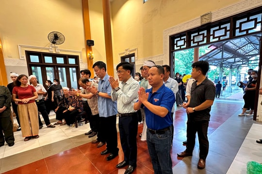 Xã Đại Thanh thăm hỏi gia đình nạn nhân vụ lật tàu ở vịnh Hạ Long