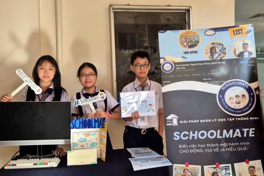 Học sinh TP Hồ Chí Minh sáng tạo phần mềm học tập đa năng