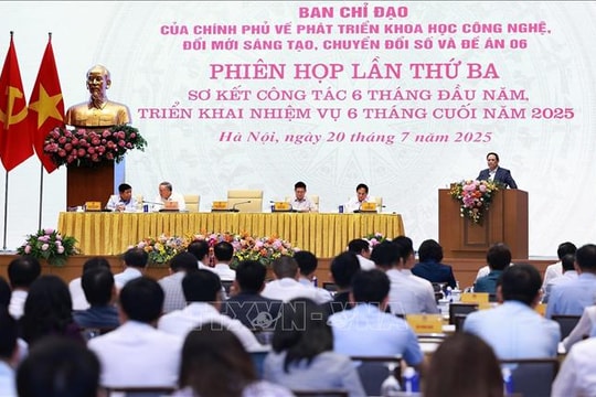 Thủ tướng: Khoa học, công nghệ phải phục vụ đắc lực vận hành bộ máy và mục tiêu tăng trưởng