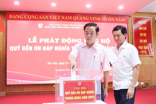 Nhà Xuất bản Chính trị quốc gia Sự thật phát động ủng hộ Quỹ “Đền ơn đáp nghĩa”