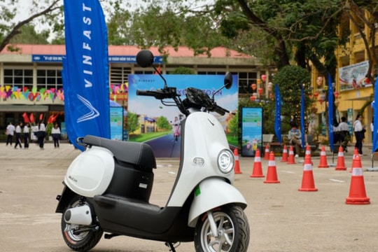 Thị trường xe hai bánh: Xe điện bứt tốc, VinFast tăng trưởng ấn tượng