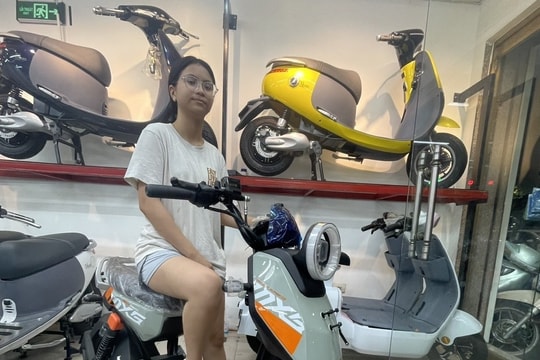 Chuyển đổi sang xe điện: Cần sự đồng lòng vì một Hà Nội xanh