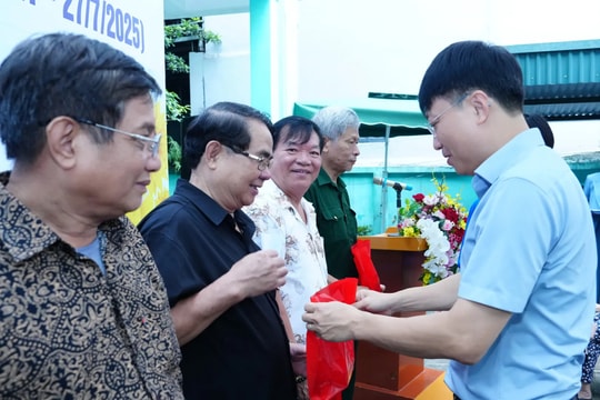 Phường Yên Hòa: Khám, chữa bệnh cho 320 người có công và thân nhân liệt sĩ