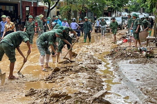 Thủ tướng yêu cầu nhanh chóng khắc phục hậu quả bão số 3 và mưa lũ