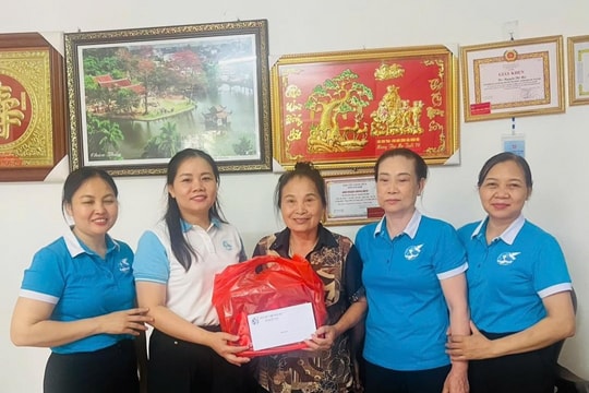 Phụ nữ Thủ đô tổ chức nhiều hoạt động tri ân người có công