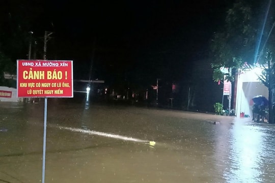 Nghệ An: 2 người chết và mất tích, hàng nghìn ngôi nhà bị ngập do mưa lũ