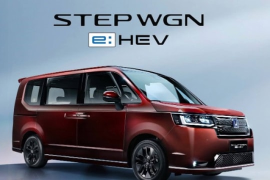 Honda StepWGN hybrid trình làng: Rộng rãi, tiết kiệm, giá từ 1 tỷ VNĐ