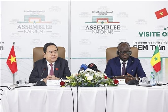 Chủ tịch Quốc hội: Việt Nam sẵn sàng chuyển giao công nghệ nông nghiệp cho Senegal