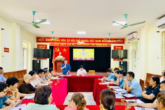 Xã Nam Phù góp ý Dự thảo Báo cáo chính trị Đại hội đại biểu Đảng bộ xã lần thứ nhất