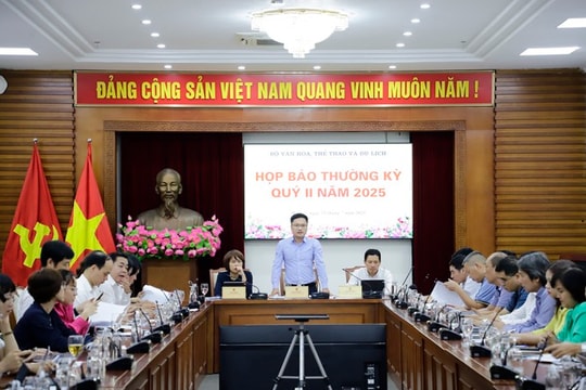 Sau vụ lật tàu tại Hạ Long: Không để ảnh hưởng đến phát triển du lịch