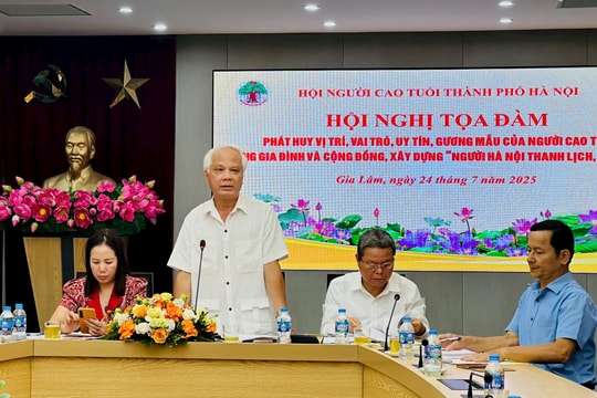 Phát huy vai trò của người cao tuổi xây dựng “Người Hà Nội thanh lịch văn minh"