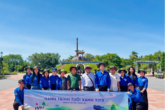 Hành trình tuổi xanh lan tỏa đạo lý “uống nước nhớ nguồn”
