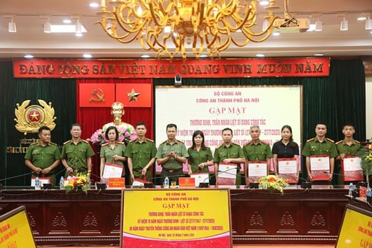 Công an Hà Nội gặp mặt tri ân thương binh, gia đình liệt sỹ