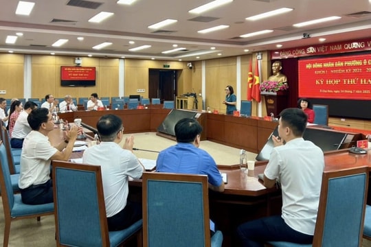 HĐND phường Ô Chợ Dừa thông qua nhiều nghị quyết quan trọng
