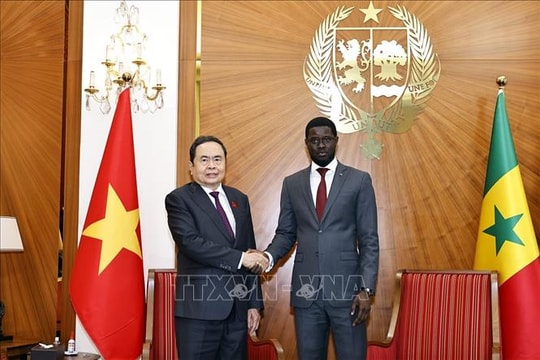 Chủ tịch Quốc hội Trần Thanh Mẫn hội kiến Tổng thống Senegal Bassirou Diomaye Faye
