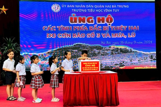 Ngành Giáo dục Hà Nội ủng hộ trường tỉnh Nghệ An bị ảnh hưởng lũ, lụt
