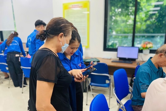 Người Hà Nội học công nghệ: Tôi không muốn bị đứng lại phía sau