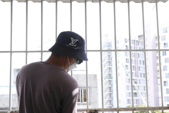 TP Hồ Chí Minh tích cực vận động người dân tháo dỡ "chuồng cọp"