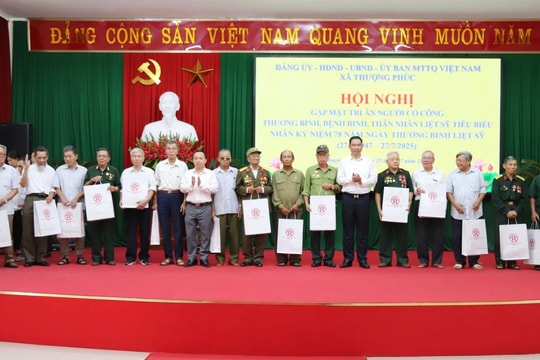 Xã Thượng Phúc tổ chức gặp mặt tri ân người có công với cách mạng