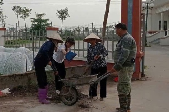 Xã Quang Minh phát động vệ sinh môi trường sáng - xanh - sạch - đẹp