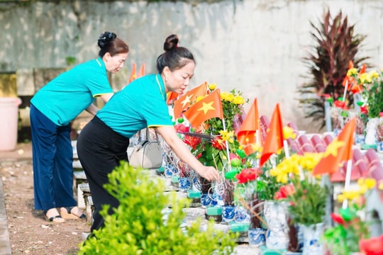 Nông dân Gia Lâm ấm lòng những “Bữa cơm đền ơn đáp nghĩa”