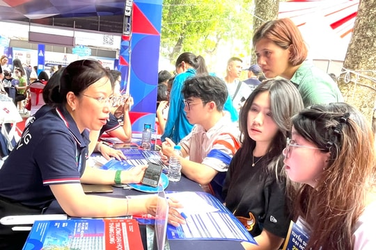 Rà soát kỹ thứ tự nguyện vọng xét tuyển đại học trước khi "chốt"