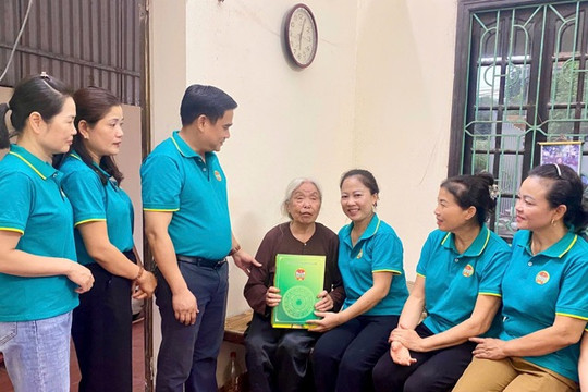 Nông dân, phụ nữ xã Gia Lâm triển khai nhiều hoạt động tri ân người có công
