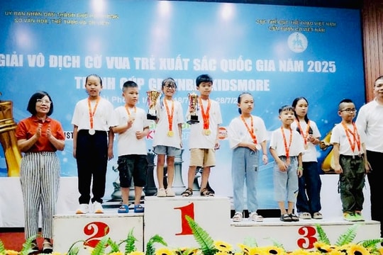 Hà Nội giành ngôi Nhất toàn đoàn tại giải cờ vua vô địch trẻ xuất sắc quốc gia