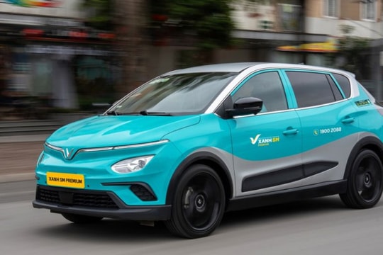 Xanh SM dẫn đầu thị trường taxi Việt Nam với 44,68% thị phần