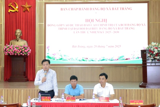 Bát Tràng quyết tâm xây dựng xã phát triển toàn diện, bền vững