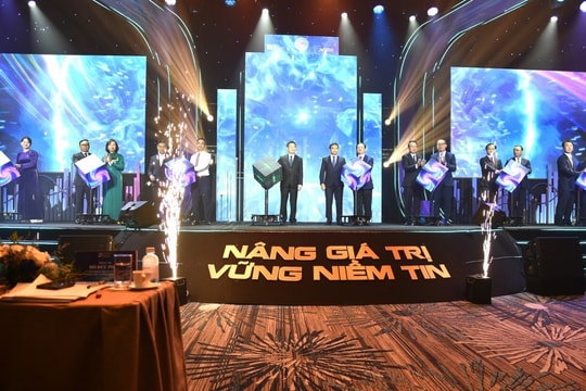 Bước chuyển mình ngoạn mục của thị trường chứng khoán Việt Nam Bệ phóng cho doanh nghiệp phát triển