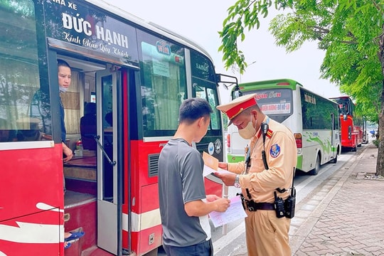 Hàng loạt tài xế bị xử lý trong những ngày đầu tổng kiểm tra