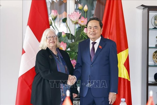 Chủ tịch Quốc hội Trần Thanh Mẫn tiếp Chủ tịch Hội Hữu nghị Thụy Sĩ - Việt Nam