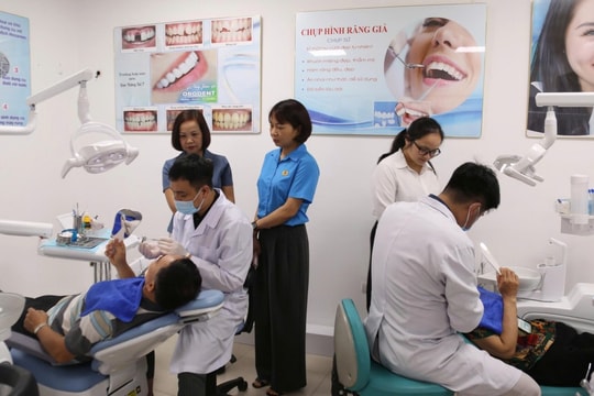 Phường Dương Nội khám sức khoẻ, cấp thuốc miễn phí cho người có công
