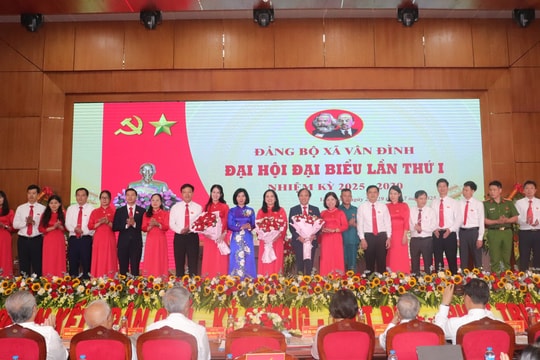 Phó Chủ tịch Thường trực HĐND thành phố Phùng Thị Hồng Hà: Phát huy lợi thế, xây dựng xã Vân Đình trở thành đô thị sinh thái