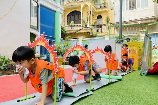 Trẻ trường Mầm non Sao Mai hóa thân thành "chiến binh nhí" dũng cảm