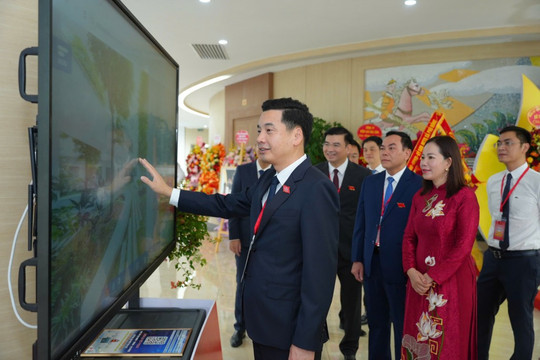 Khánh thành công trình thanh niên “Số hoá bản đồ trụ sở Đảng uỷ - HĐND - UBND xã Gia Lâm”