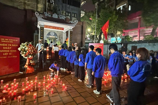 Lan tỏa ký ức lịch sử qua “Câu chuyện thời hoa lửa“