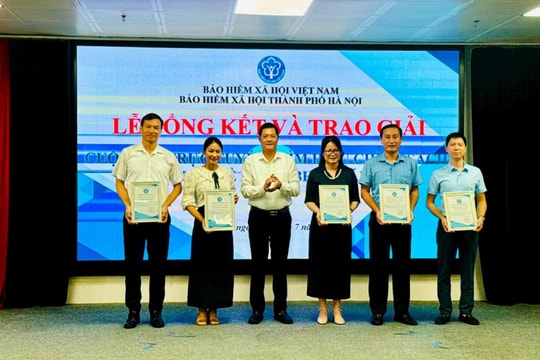 Trao giải Cuộc thi trực tuyến “Tìm hiểu chính sách, pháp luật về Bảo hiểm xã hội, Bảo hiểm y tế"