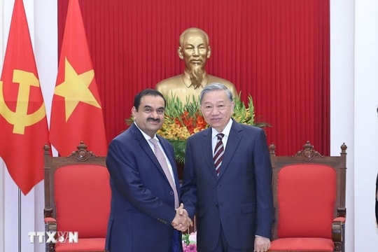 Tổng Bí thư Tô Lâm tiếp Chủ tịch Tập đoàn Adani Ấn Độ