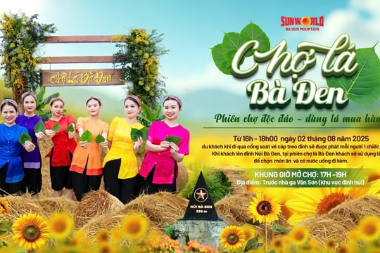 Chợ lá “độc lạ” được tổ chức cùng ngày giải chạy marathon tại núi Bà Đen