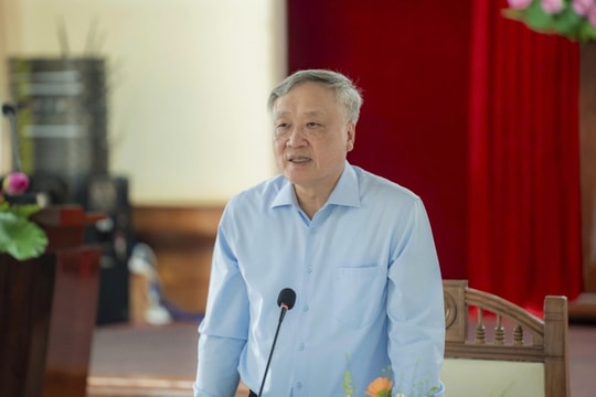 Phó Thủ tướng Thường trực Nguyễn Hòa Bình: TP Huế tiếp tục phát huy tinh thần đổi mới, năng động, tận dụng tối đa các nguồn lực