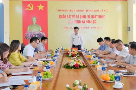 Thường trực HĐND thành phố khảo sát hoạt động HĐND xã Hòa Lạc