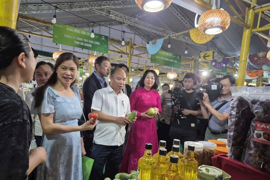 Hơn 1.000 nông sản, sản phẩm OCOP tham gia chương trình “Tự hào nông sản Việt” năm 2025