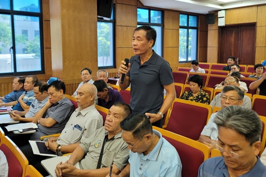 Cử tri phường Ba Đình, Ngọc Hà, Giảng Võ kiến nghị đẩy nhanh tiến độ cải tạo, xây mới, sửa chữa các khu chung cư cũ