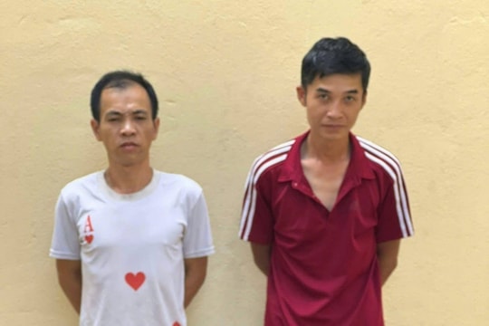 Cao Bằng: Bắt quả tang 2 đối tượng tàng trữ trái phép chất ma tuý