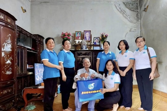 Thúc đẩy vai trò phụ nữ trong tăng cường sức mạnh đại đoàn kết