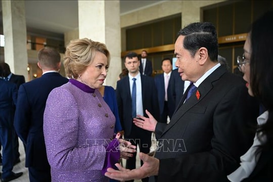 Chủ tịch Quốc hội gặp Trưởng đoàn các nước nhân dịp dự Hội nghị các Chủ tịch Quốc hội thế giới