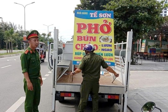 Chống tái lấn chiếm vỉa hè, giữ hình ảnh du lịch Cửa Lò văn minh