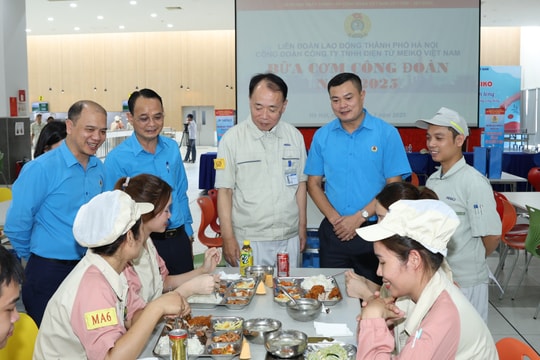 5.600 công nhân Công ty TNHH Điện tử Meiko Việt Nam cùng dự “Bữa cơm Công đoàn”